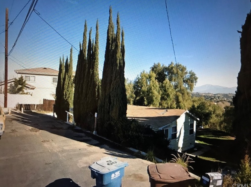 404 Castlehill Dr, Walnut, CA 91789