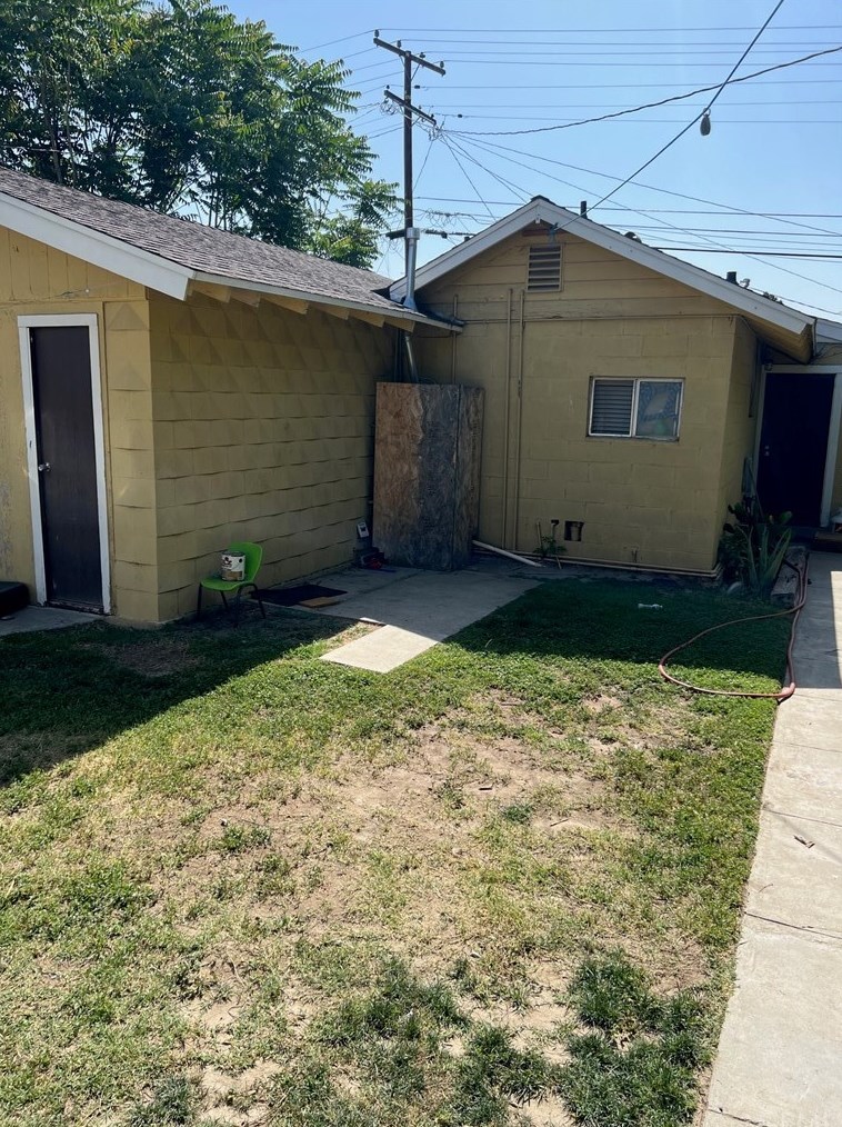 3690 Mintern St, Riverside, CA 92509