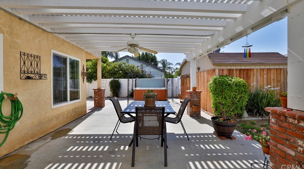 25212 Pebble Creek Way, Moreno Valley CA 92551-2589 exterior