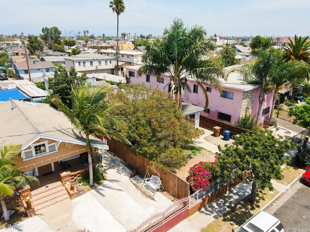 1249 88th St, Los Angeles, CA 90002-1207