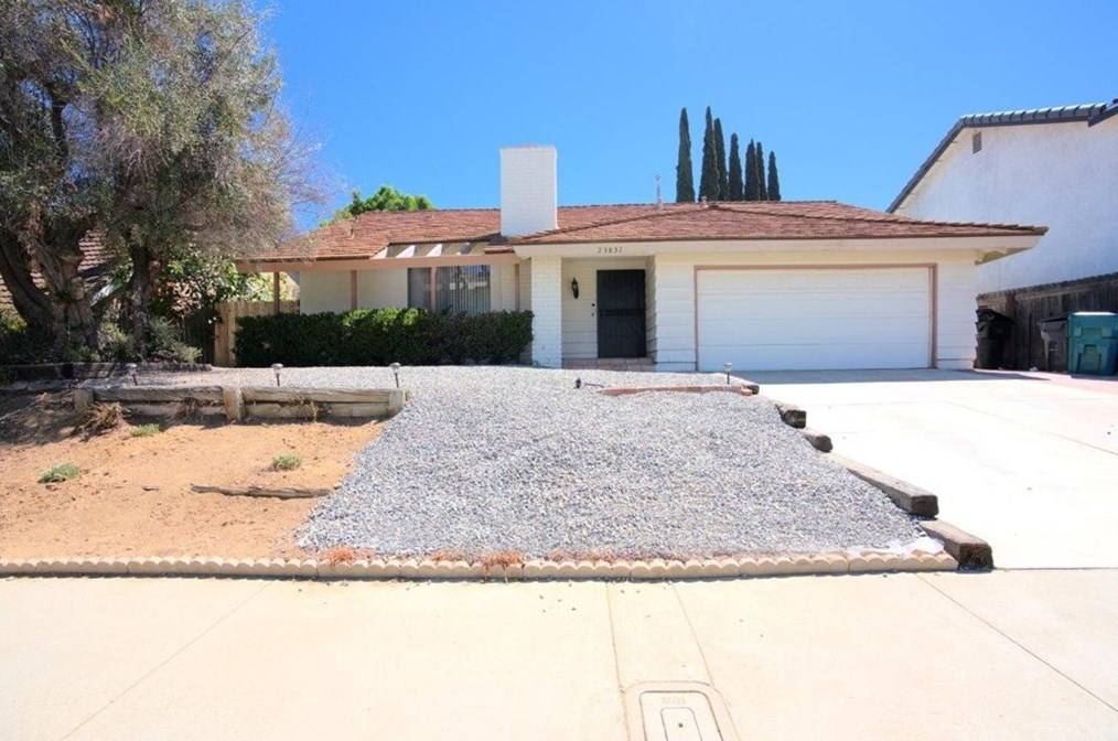 23831 Sapphire Canyon Rd, Pomona, CA 91765-1139