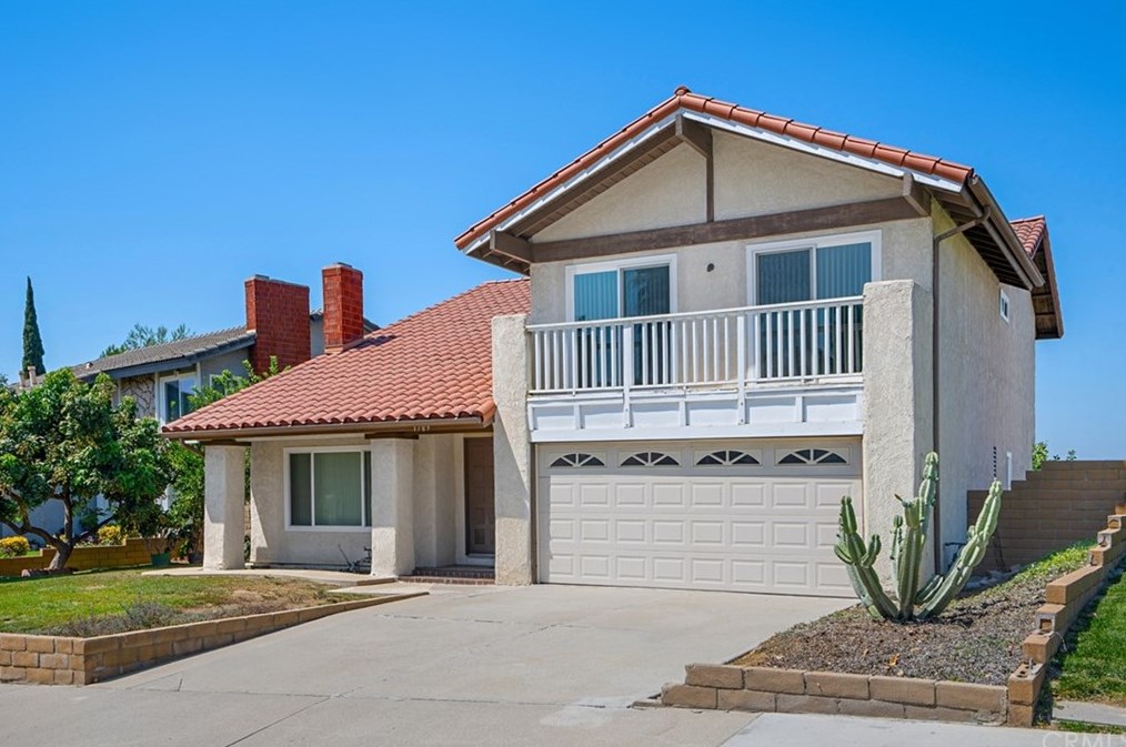 1789 Cliffbranch Dr, Pomona, CA 91765-2723