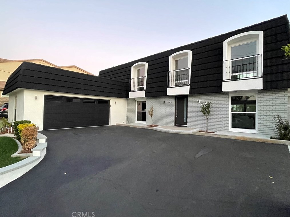 22100 Acorn St, Chatsworth, CA 91311