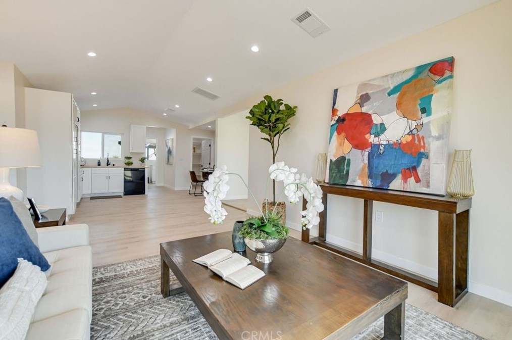 3634 El Dorado Ave, Yucca Valley CA  92284-9137 exterior