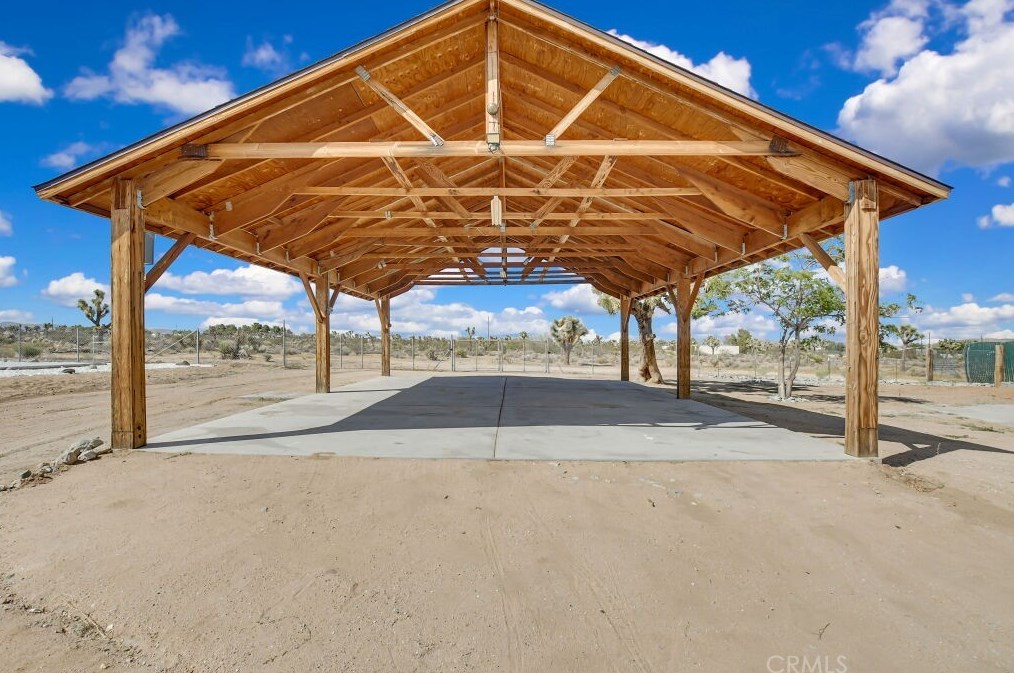 3634 El Dorado Ave, Yucca Valley CA  92284-9137 exterior