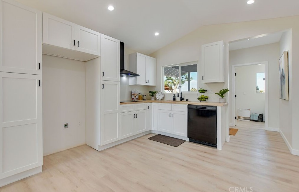 3634 El Dorado Ave, Yucca Valley CA  92284-9137 exterior