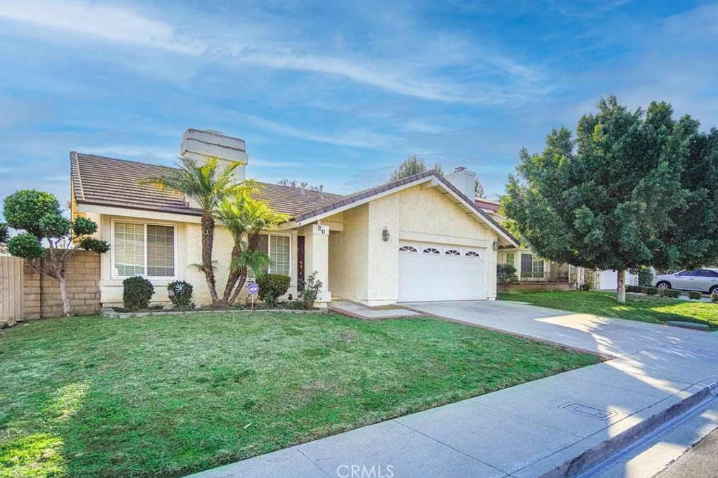 20 Stagecoach Dr, Pomona, CA 91766-4807