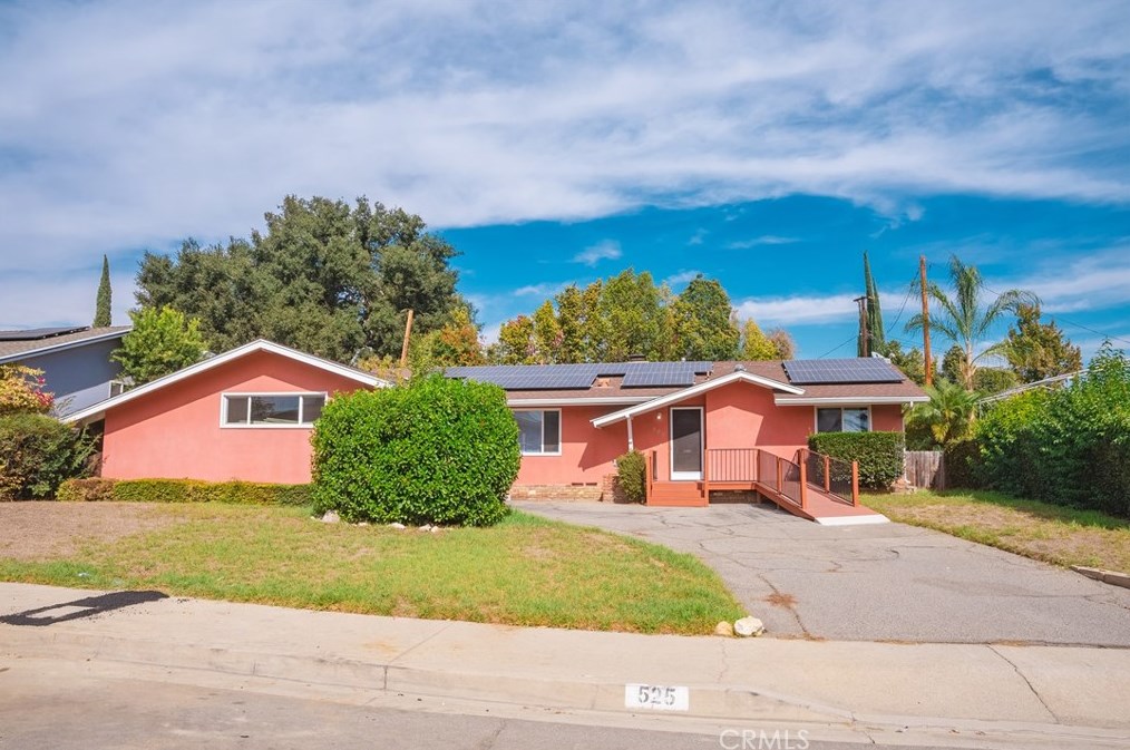 525 Cinderella Dr, Claremont, CA 91711-5127
