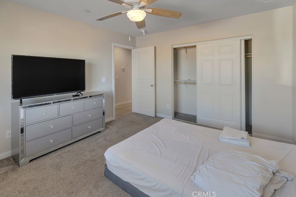 16515 Las Palmas St, Hesperia CA  92345-2114 exterior