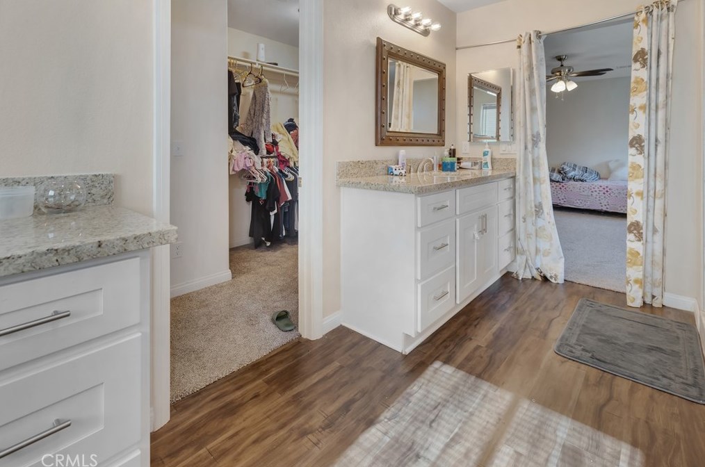 16515 Las Palmas St, Hesperia CA  92345-2114 exterior