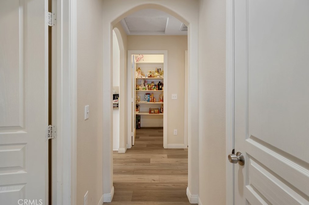 16515 Las Palmas St, Hesperia CA  92345-2114 exterior