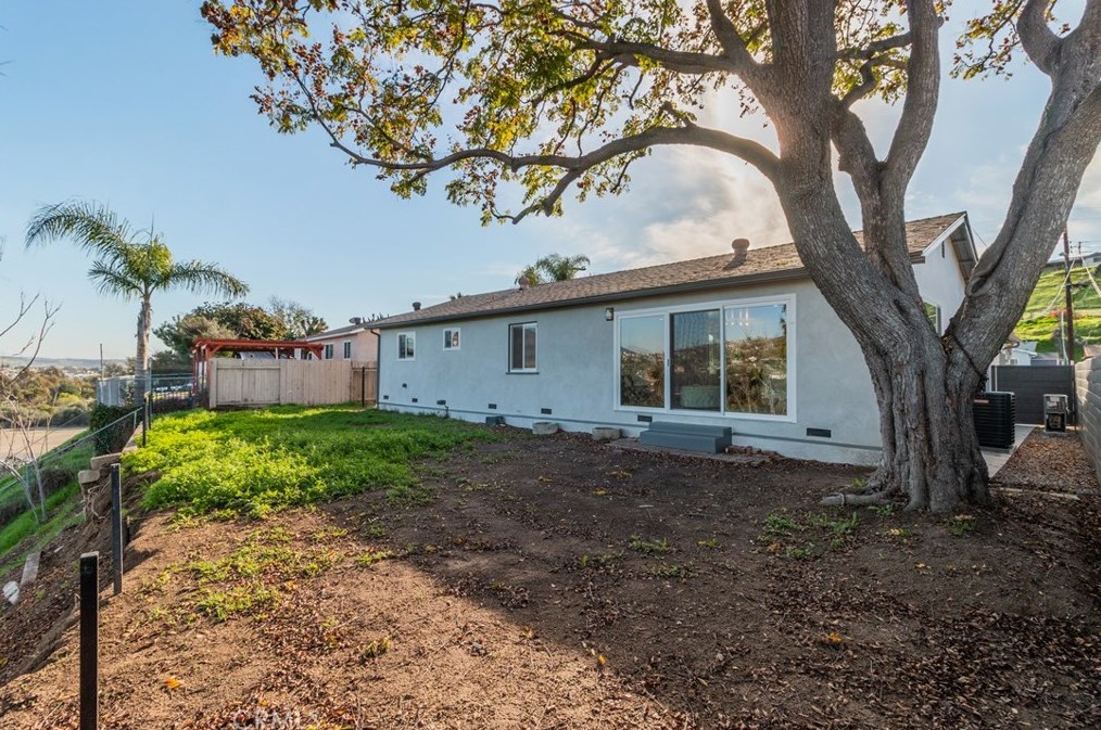 1309 Darby St, Spring Valley CA  91977-3717 exterior