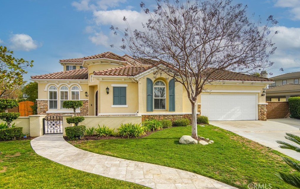 799 Charleston Dr, Claremont, CA 91711-2249