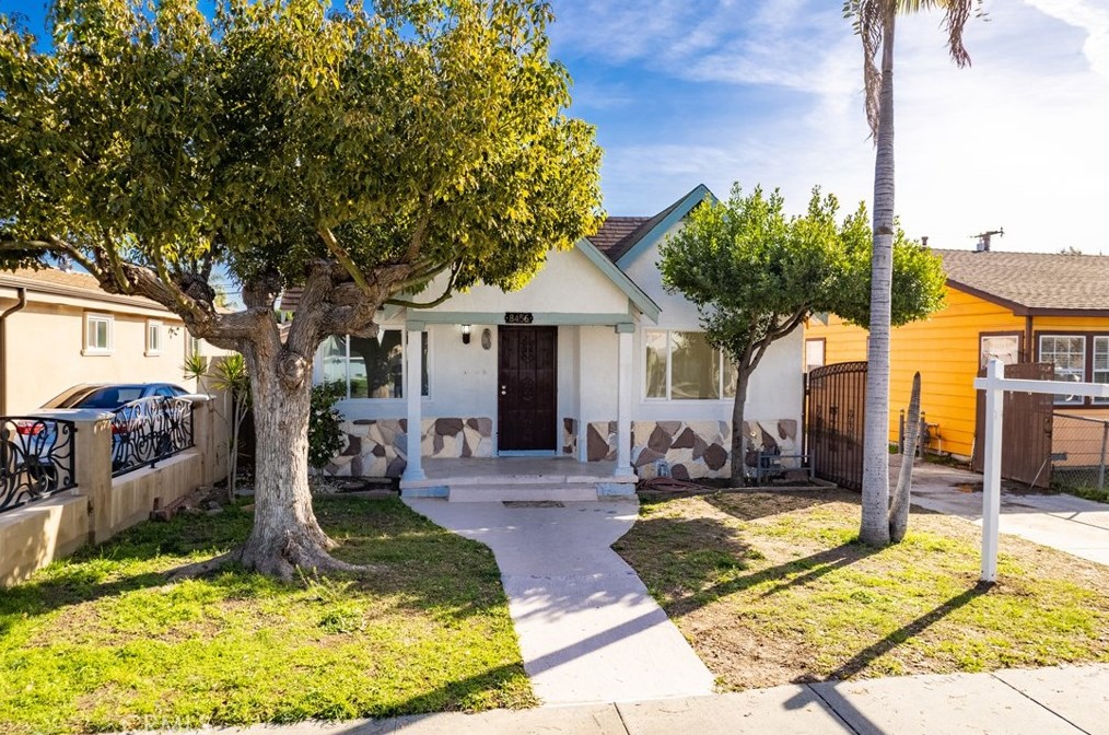 8456 San Luis Ave, South Gate, CA 90280