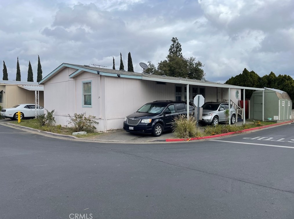 350 S Willow Ave #24, Rialto, CA 92376