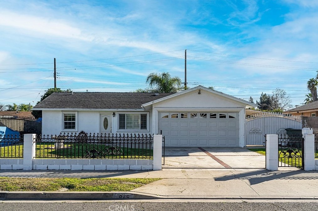 876 Calpine Ct, Pomona CA  91766-6209 exterior
