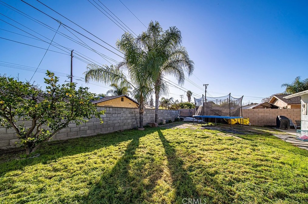 876 Calpine Ct, Pomona CA  91766-6209 exterior