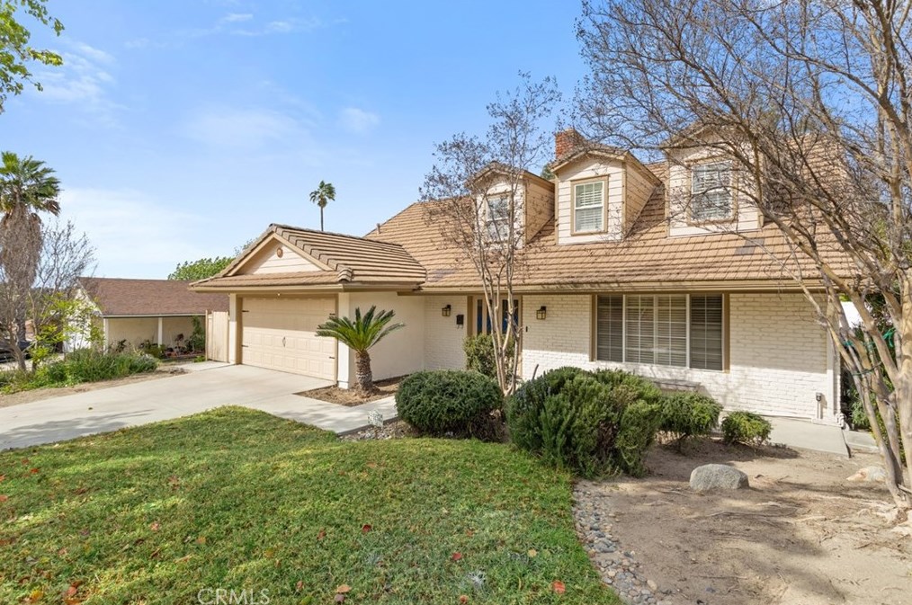 23539 Sunset Crossing Rd, Pomona, CA 91765-1347