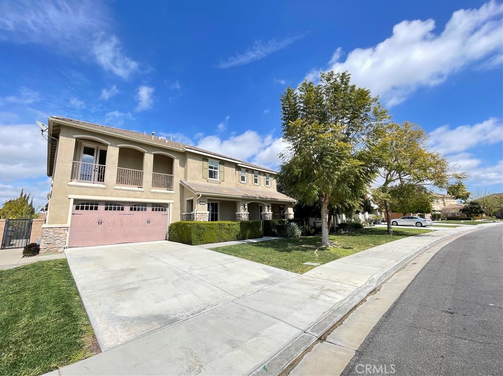 14362 Cherry Creek Cir, Corona, CA 92880-1057