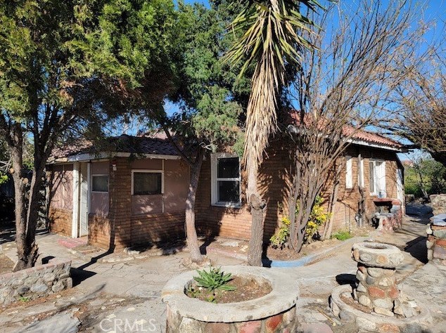 9279 Mango Ave, Fontana, CA 92335-4816