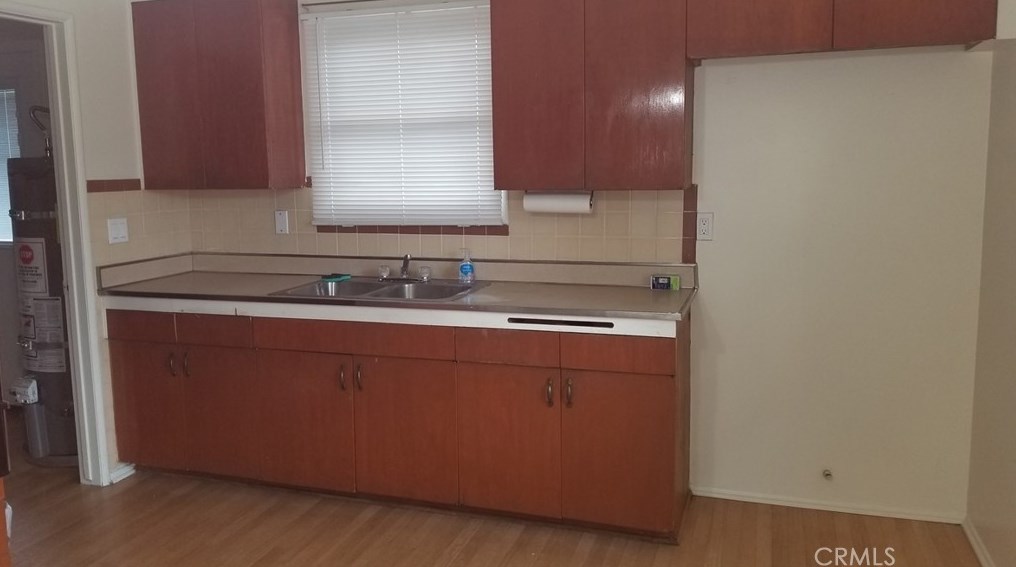 142 Kirkwood Ave, Claremont CA  91711-5032 exterior