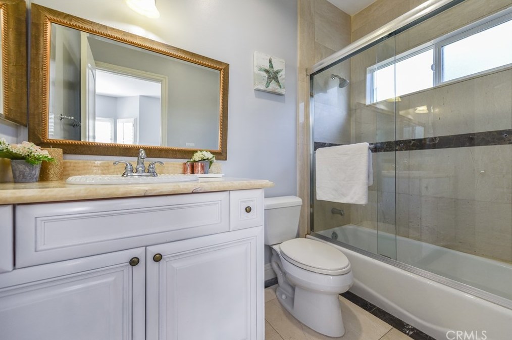 568 Avenida Esplendor, Walnut CA  91789-2684 exterior