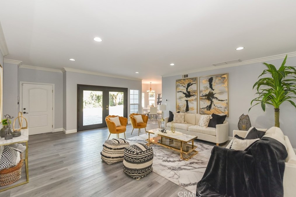 568 Avenida Esplendor, Walnut CA  91789-2684 exterior