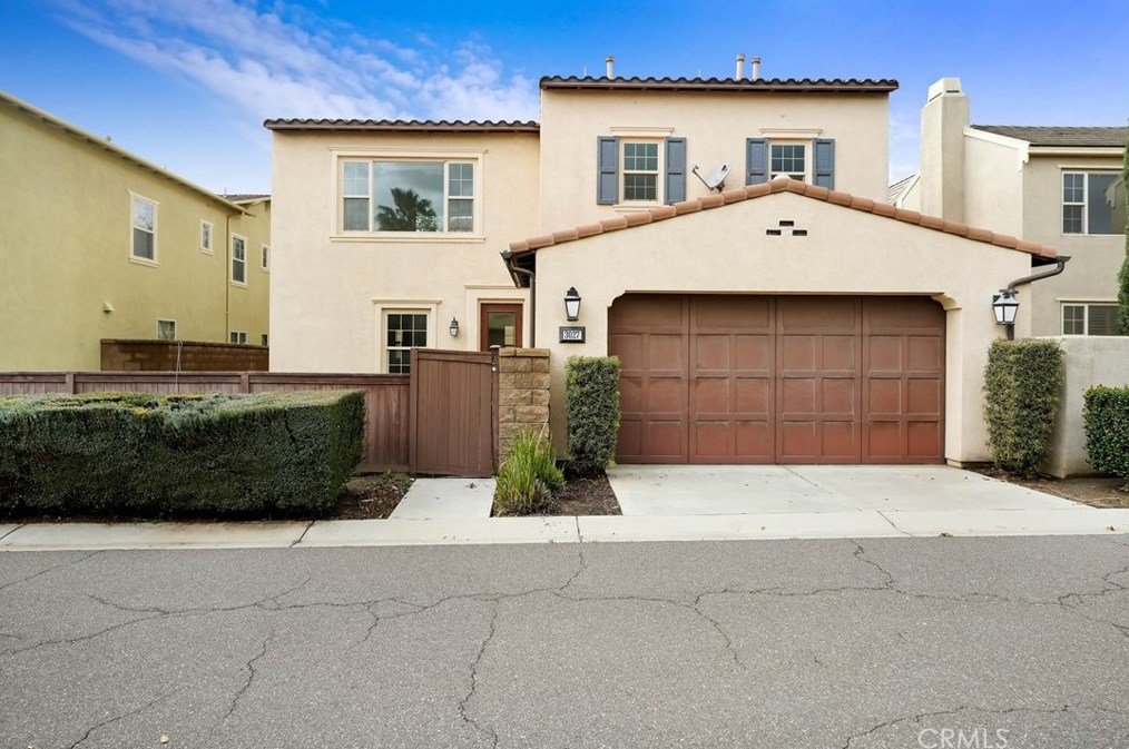 3027 Hampton Way, Ontario CA  91761-2631 exterior