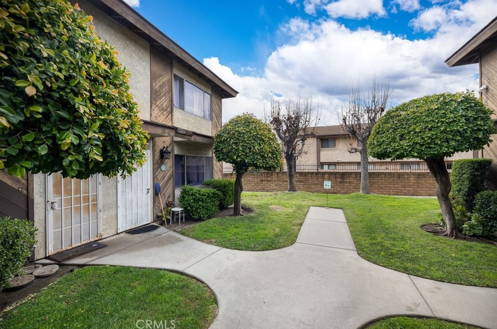 918 Huntington Dr #o, Duarte, CA 91010