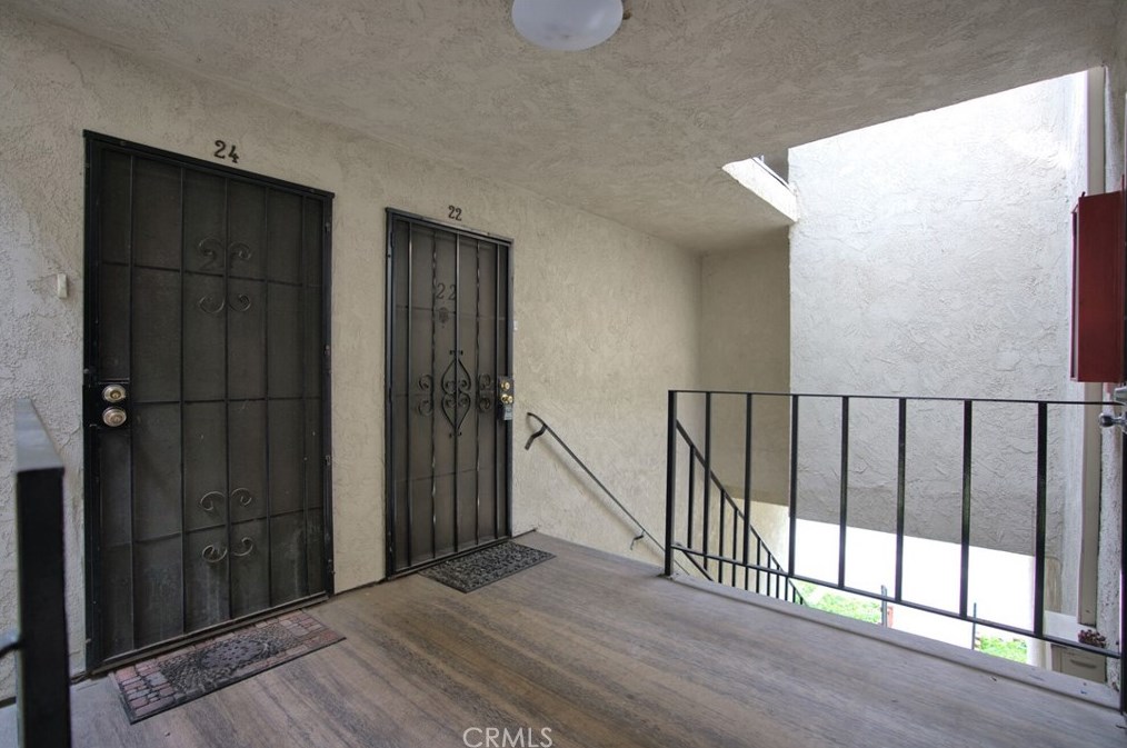 971 S Idaho St #22, La Habra, CA 90631