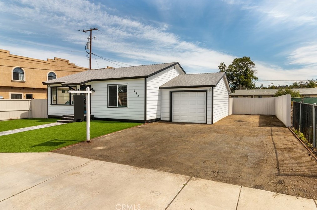 930 S Orange St, Escondido, CA 92025