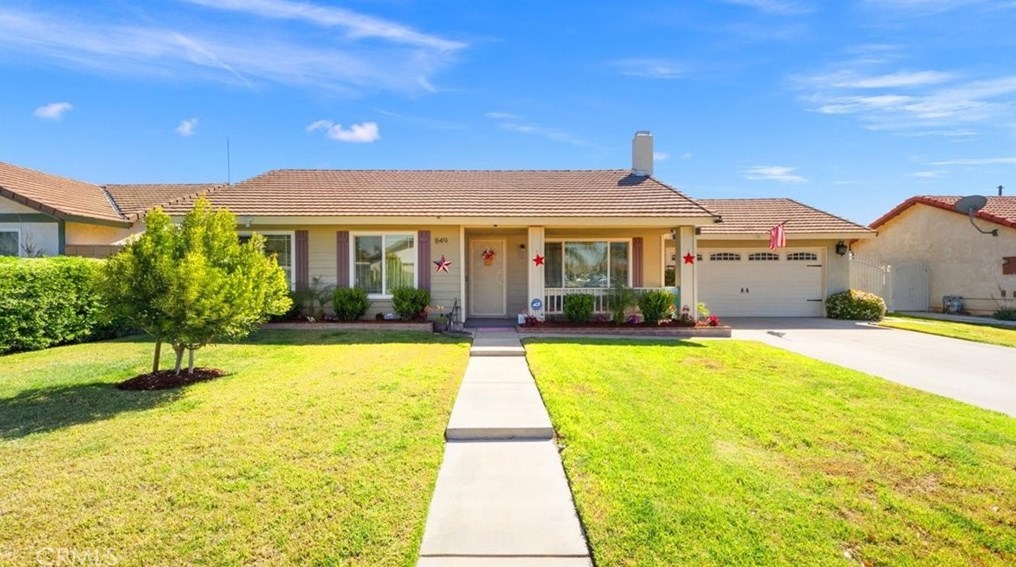 849 N Forest Ave, Rialto, CA 92376
