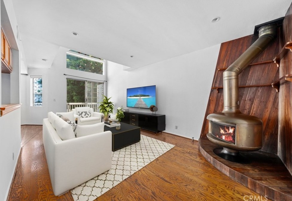 2677 Centinela Ave #204, Santa Monica, CA 90405