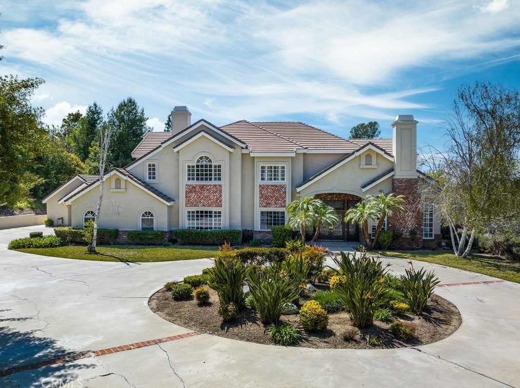 3015 Steeplechase Ln, Pomona, CA 91765-3604
