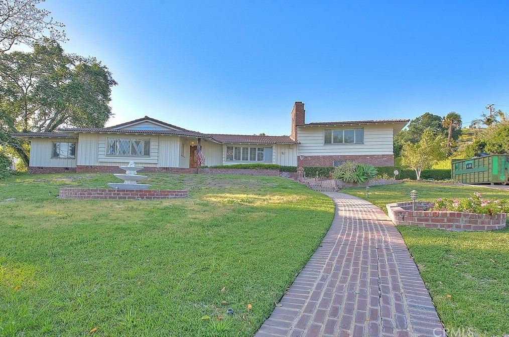 300 Marek Dr, Montebello, CA 90640
