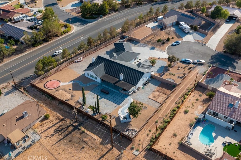 12909 Casco Rd, Apple Valley CA  92308-6265 exterior