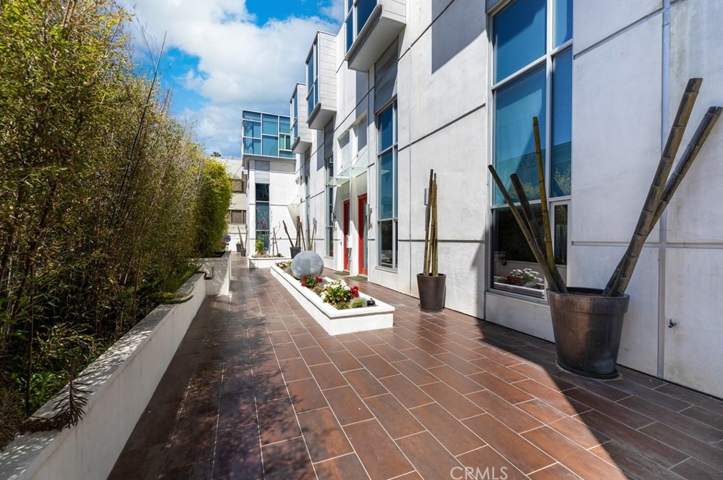 95 N Wilson Ave, Pasadena, CA 91106