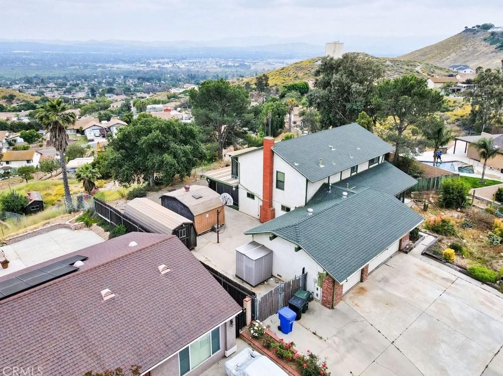 7254 Rockridge Rd, Jurupa Valley, CA 92509