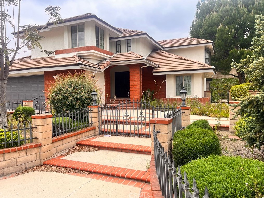 811 Barcelona Pl, Walnut, CA 91789