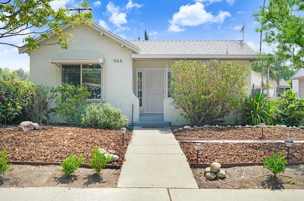 944 Palomares St, Pomona, CA 91767-4728