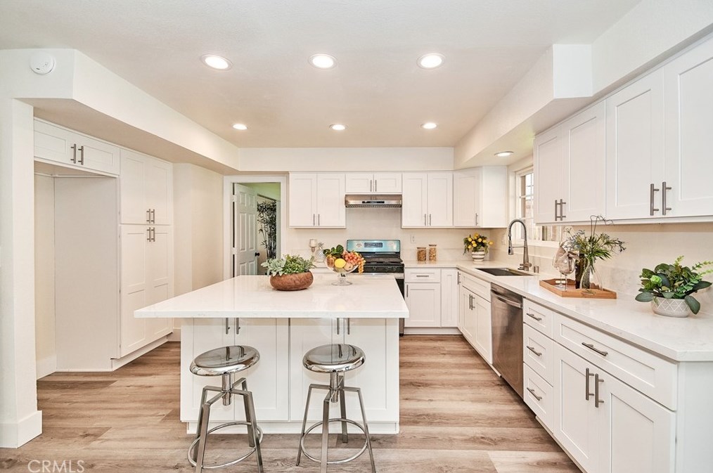 21511 Cazadero Pl, Pomona CA  91765-3110 exterior