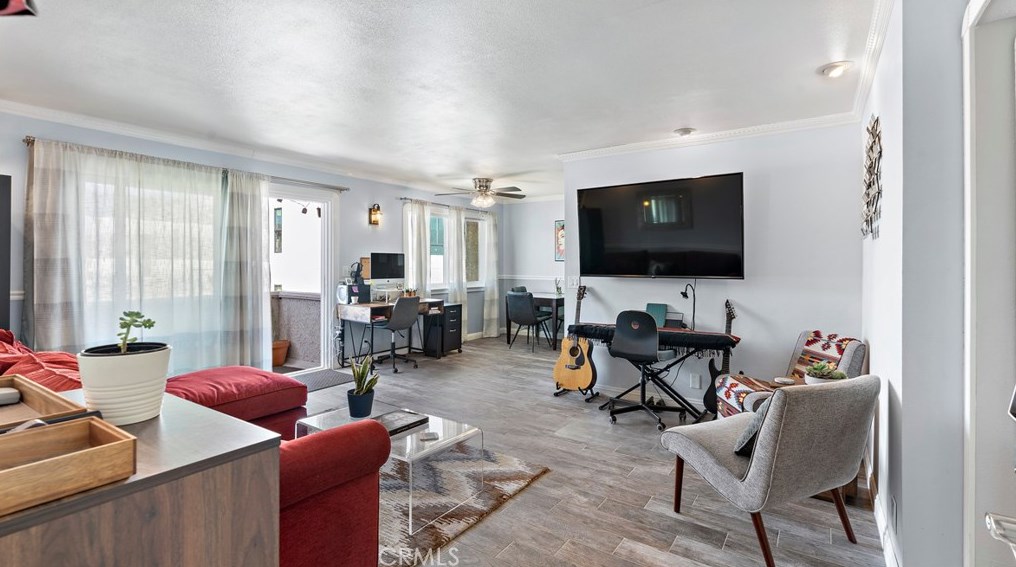 5031 Denny Ave #206, North Hollywood, CA 91601