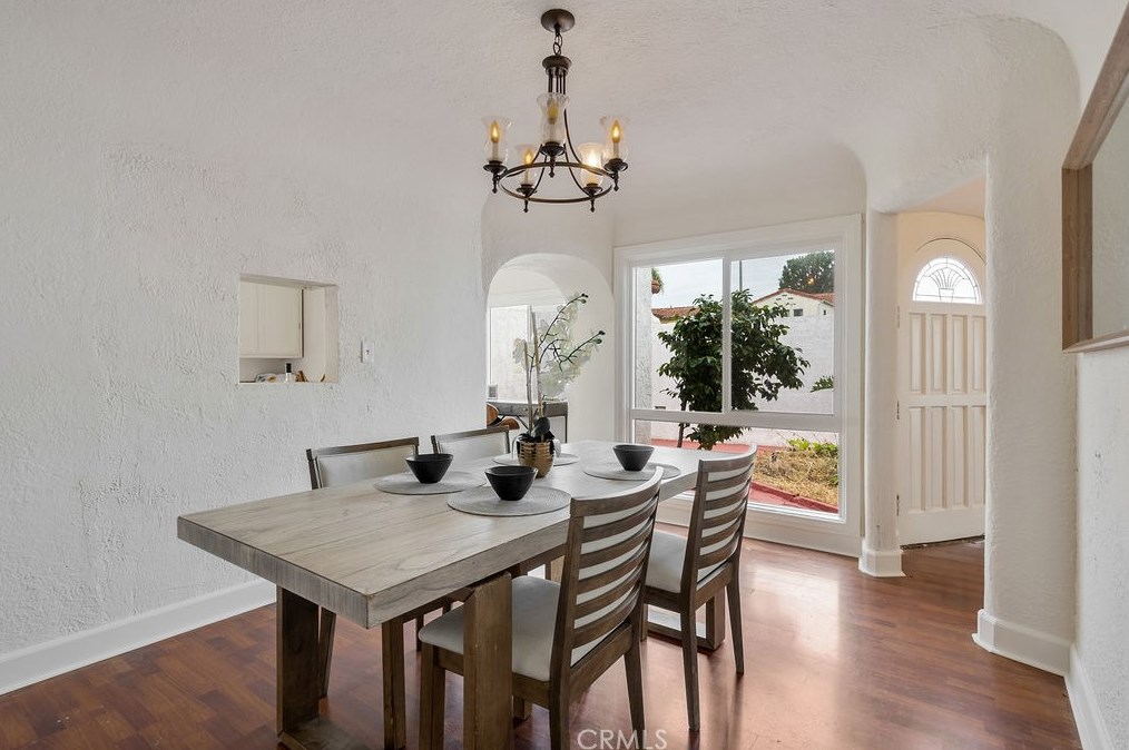 1852 Cochran Ave, Los Angeles CA  90019-5218 exterior