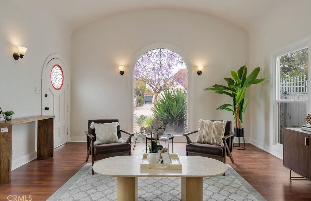 1852 Cochran Ave, Los Angeles CA  90019-5218 exterior
