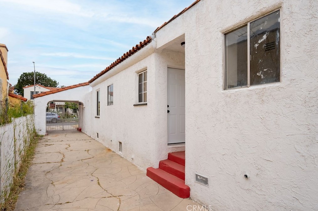 1852 Cochran Ave, Los Angeles CA  90019-5218 exterior