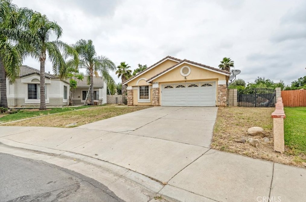 25148 El Greco Dr, Moreno Valley, CA 92553-7180