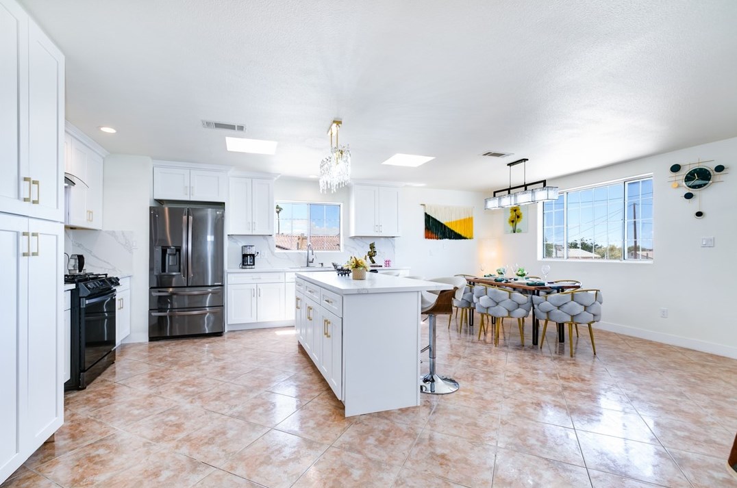 72336 Foothill Dr, Twntynine Plm, CA 92277