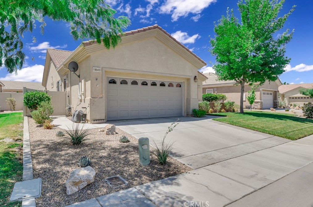 19543 Cherrydale Ct, Apple Valley, CA 92308-3302