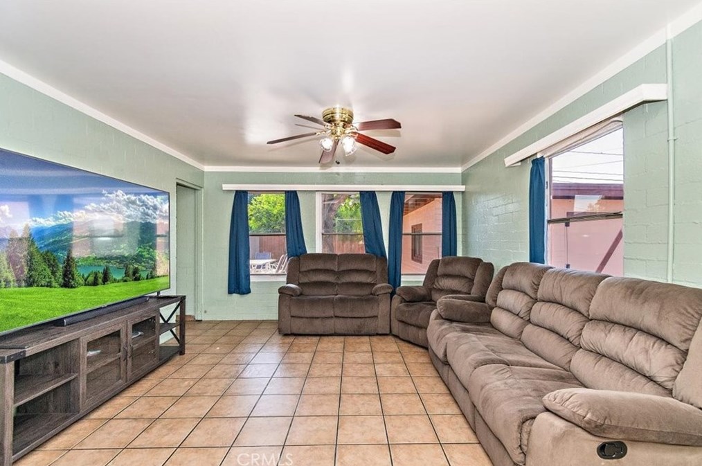 1816 Wardell Ave, Duarte, CA 91010-3255