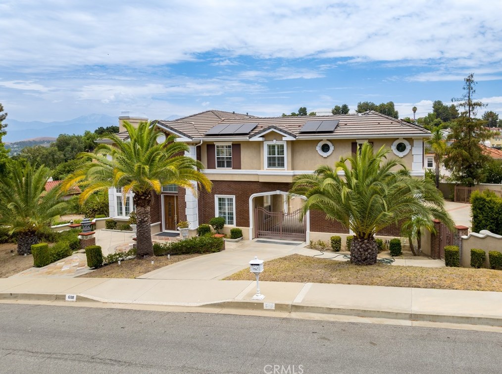 688 Radbury Pl, Pomona, CA 91765-4620